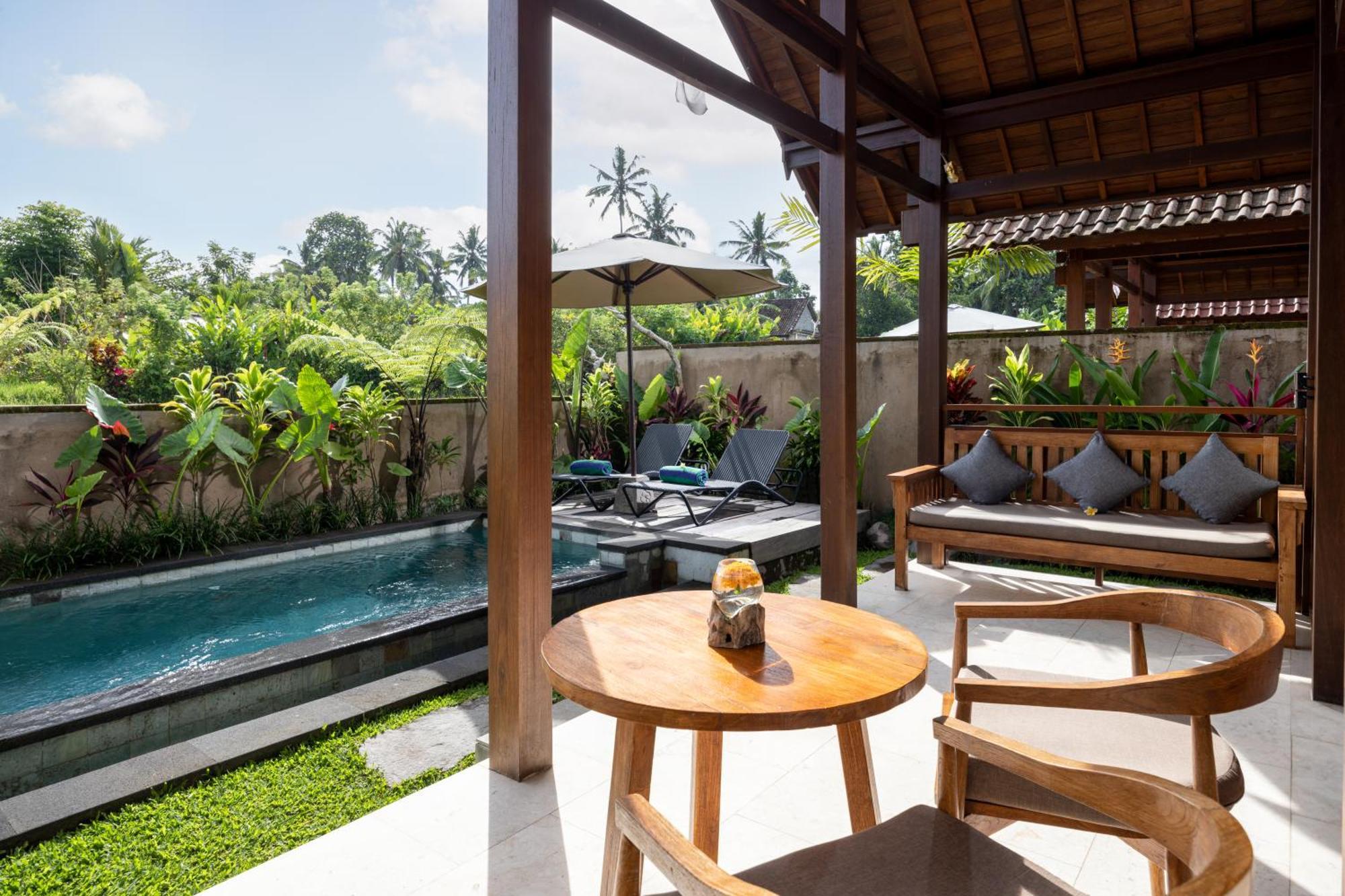 Santris By Pramana Villa *