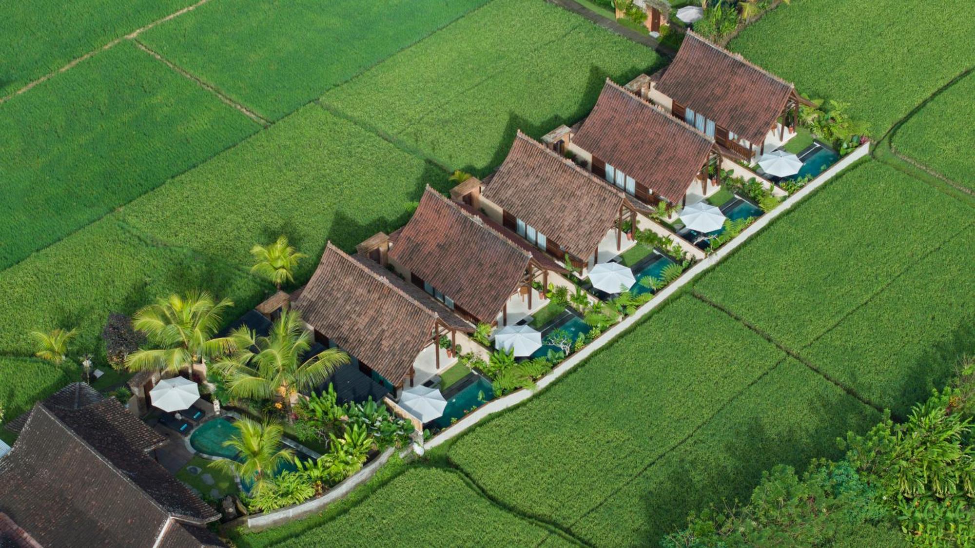 Villa Santris By Pramana